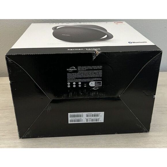 Harman Kardon Onyx Studio 7 Portable Stereo Bluetooth Speaker NIB - Picture 4 of 10